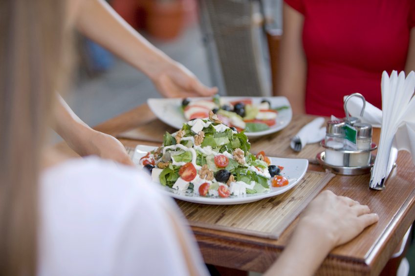 Eat Well When You Eat Out | Texas Farm Bureau Insurance