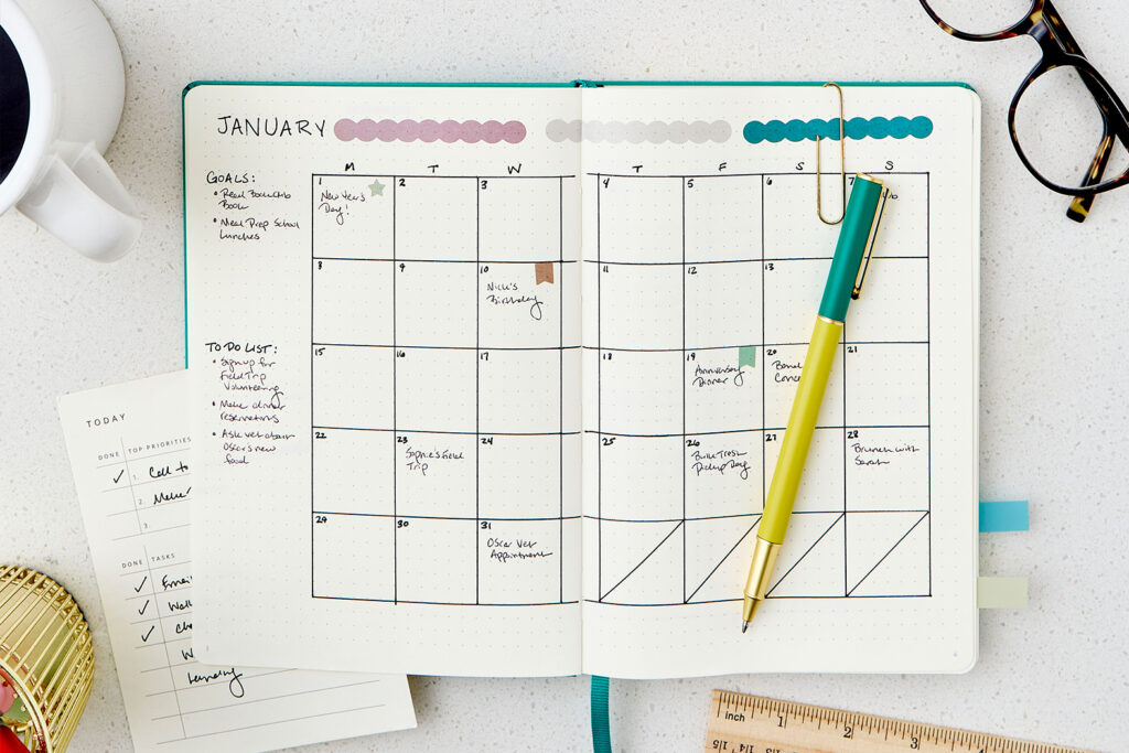 Diving Into Bullet Journaling: A Beginner’s Guide