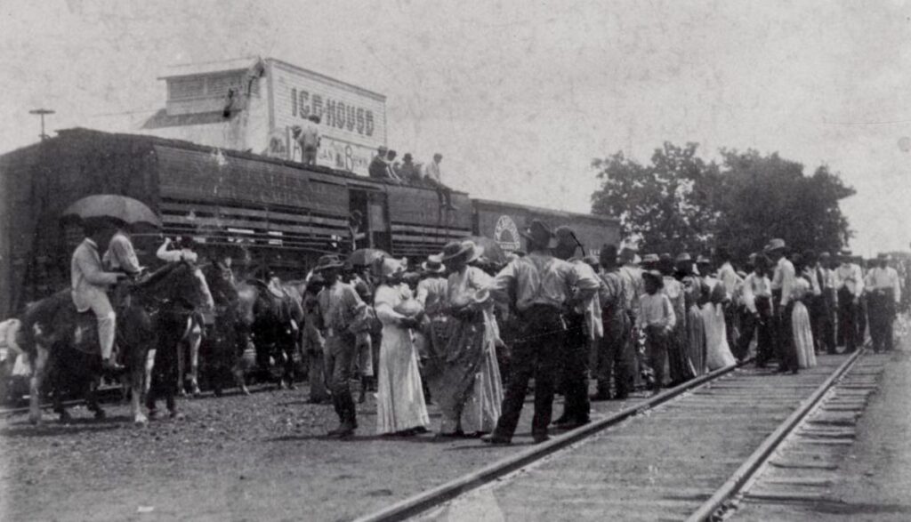 The Enduring Allure of the Texas Icehouse