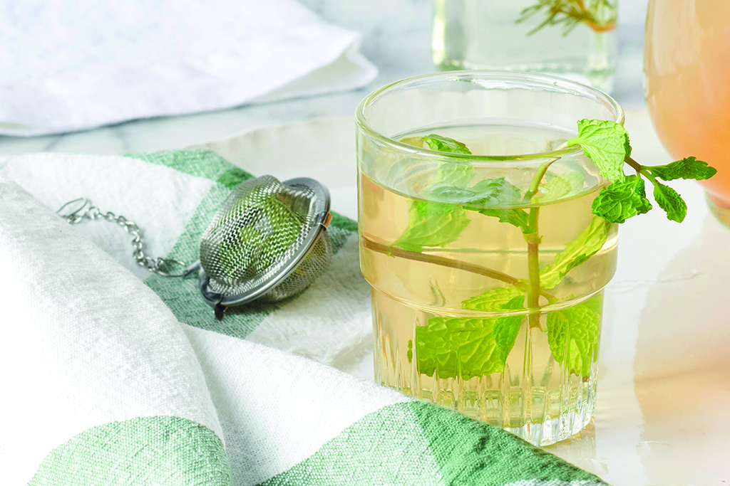 mint tea herbal brew