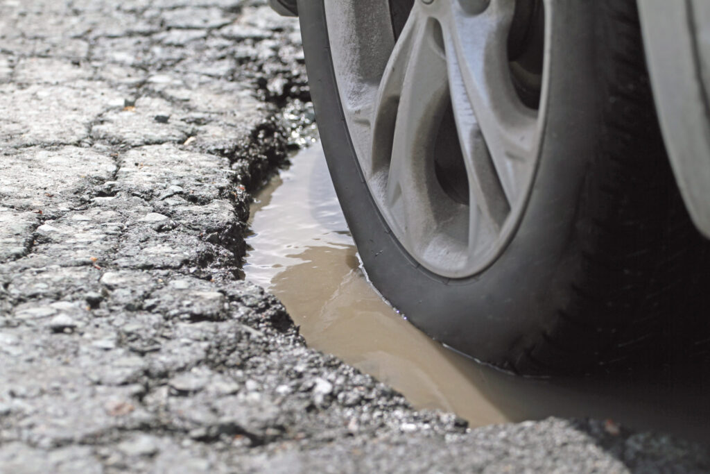 How to Avoid Potholes on Texas Roadways