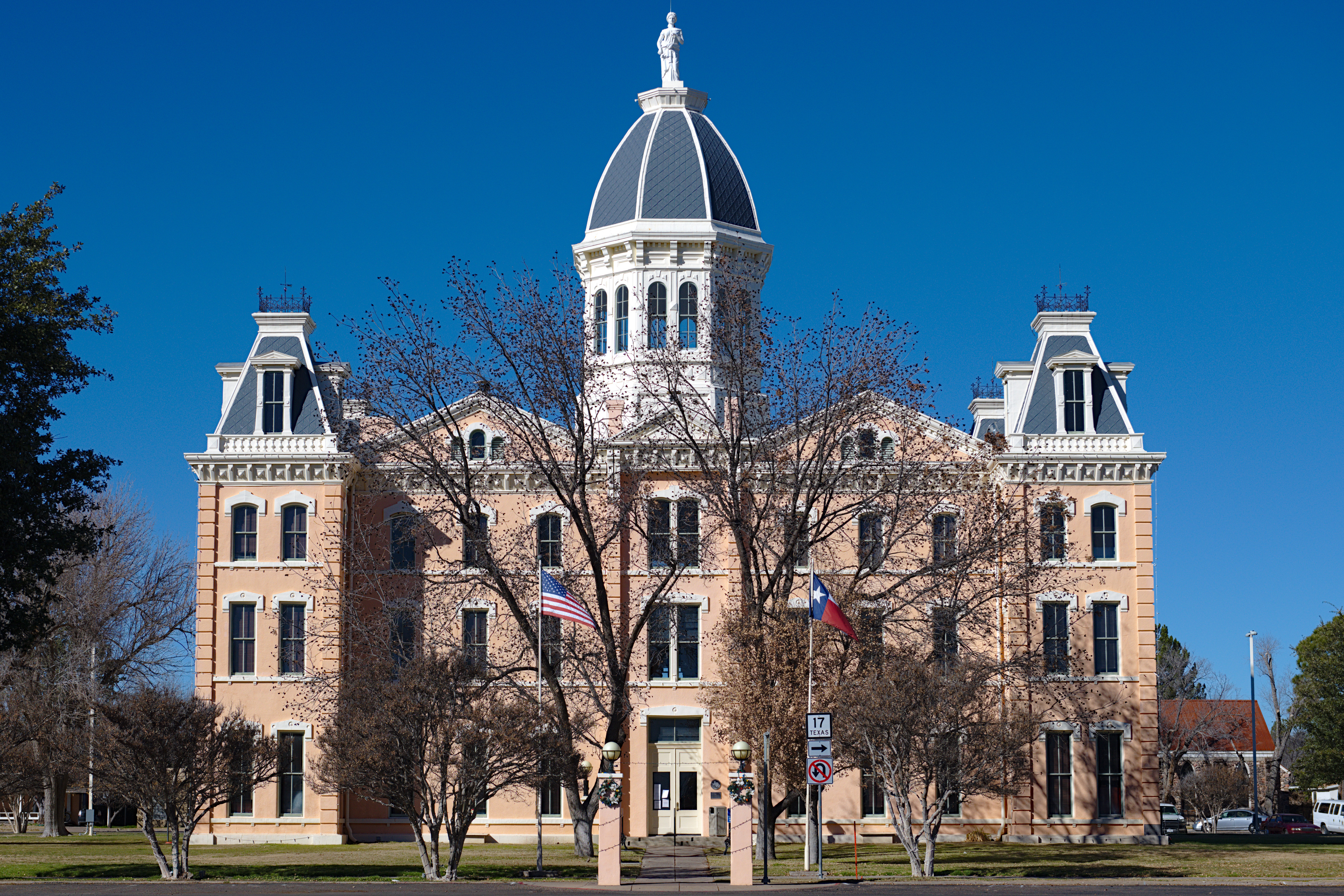 Marfa Texas courthouses