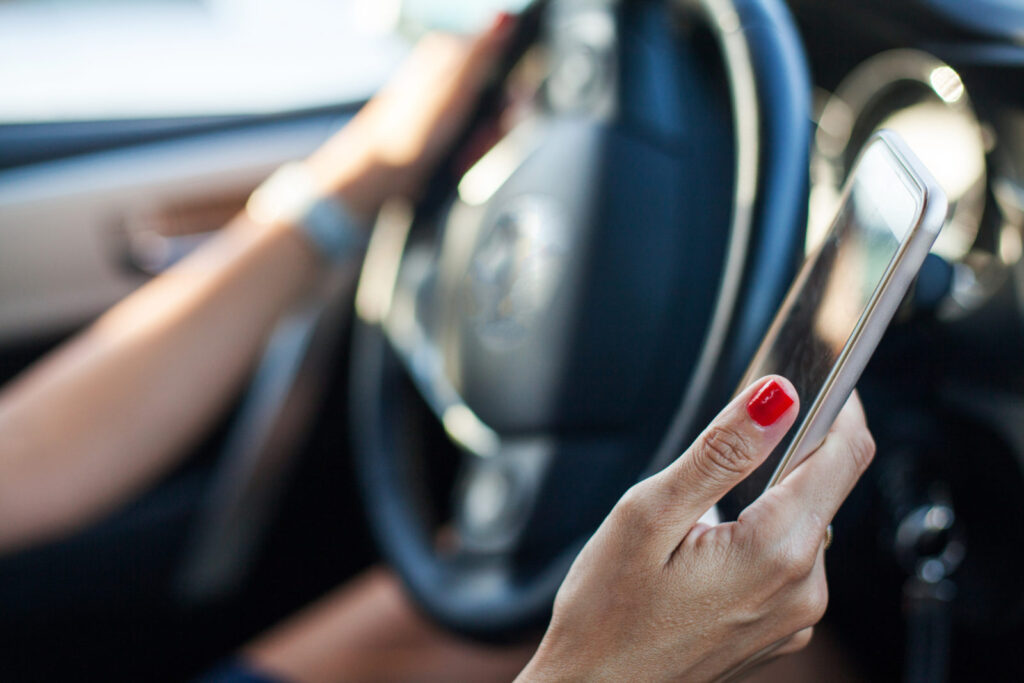 What Insurance Agents Say About Texting and Driving
