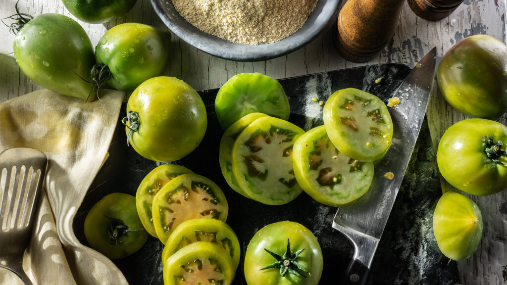 Sliced green tomatoes.