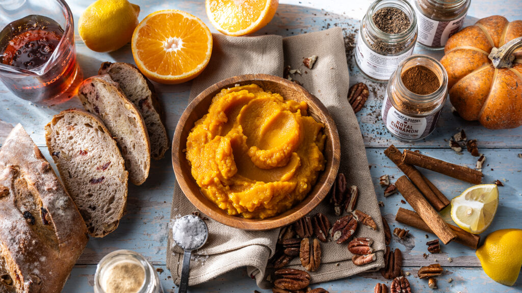 Pecan pumpkin butter ingredients.